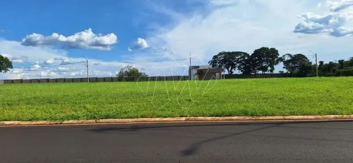 Venda de Terreno / Condomínio na cidade de Araraquara