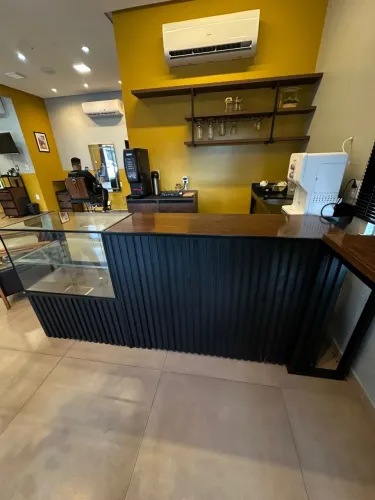 BALCÃO COMERCIAL MODERNO