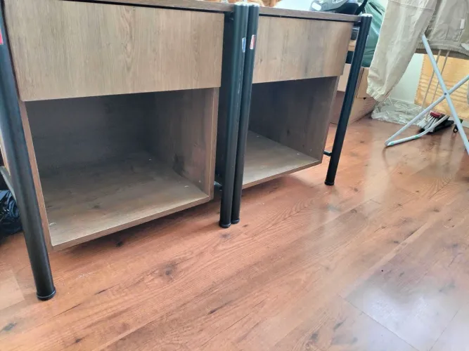 Mesa de Cabeceira