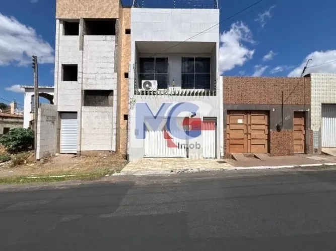 Casa em Salesianos