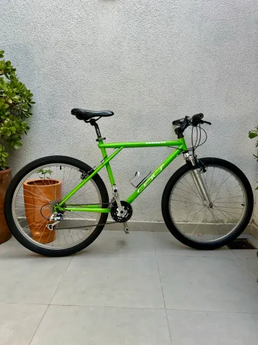 Bicicleta GT Agressor Anos 90 - Quadro Cromoly