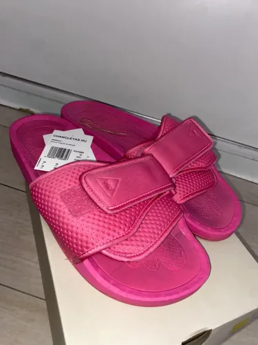 chinelo adidas boost slide pharrell rosa