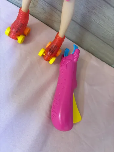 Barbie Heroína dos Videogames Patinadora da Mattel