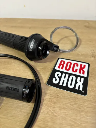 Trava dupla Rock Shox