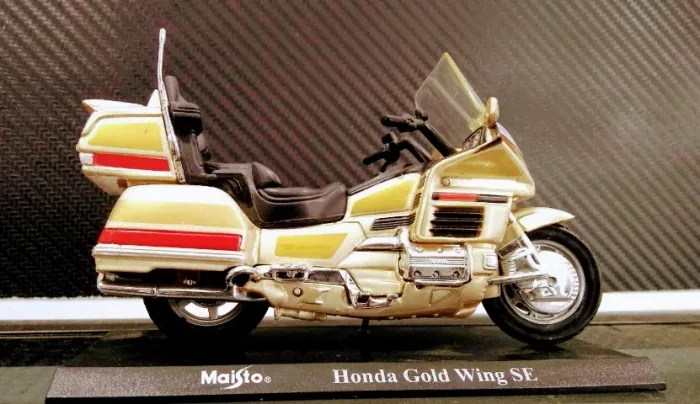 Réplica Honda Goldwing