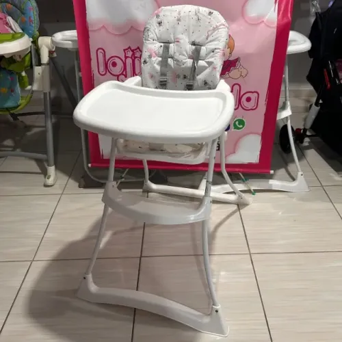 Cadeira alimentação burigoto rosa branca