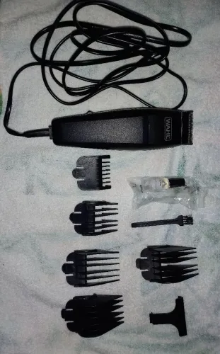 Máquina de corta cabelo 
