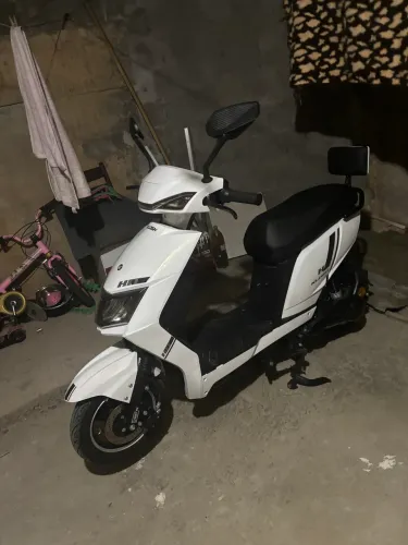 Scooter elétrica klosh Hit 