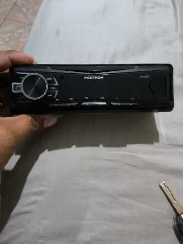 Rádio bluetooth pósitron