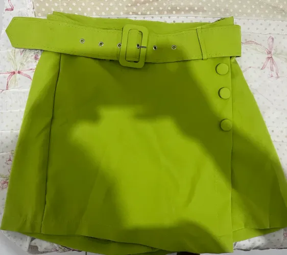Saia verde ( NUNCA USADA)