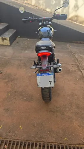 TRIUMPH SCRAMBLER 400 2024