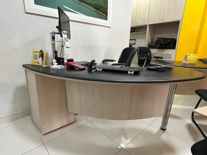 Mesa de escritório 