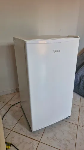 Frigobar Midea 93 Litros 127V (Modelo MRC10B1) - Perfeito Estado