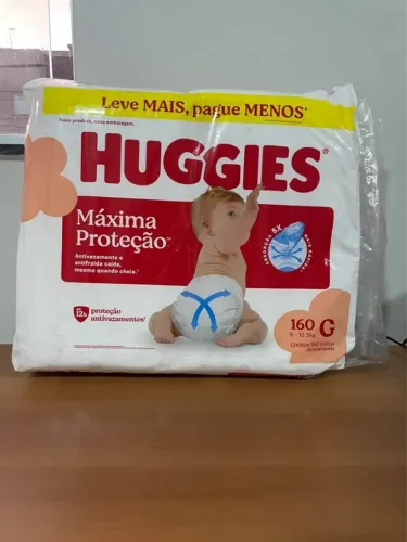 Pacote com 160 Fraldas Huggies Tamanho G Nova a Pronta Entrega