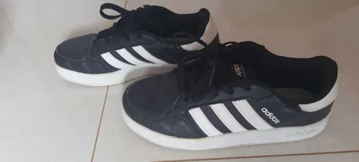 Tênis Adidas original 