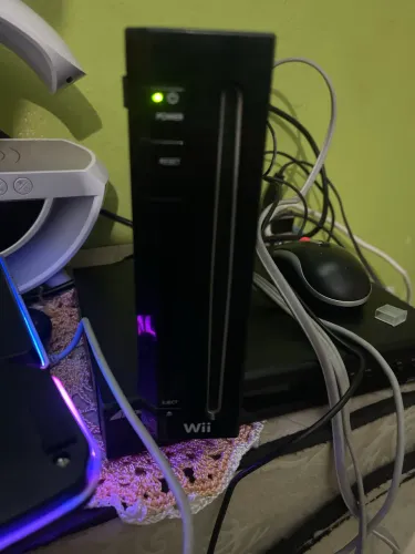 Nintendo Wii com defeito ( Não tenho o controle para testar ) 