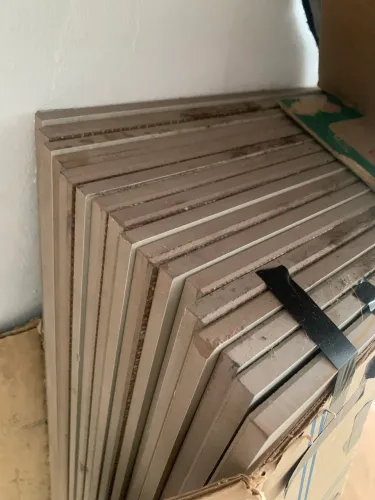 Porcelanato piso 90x90 cinza bege acetinado uns 14m quadrado  