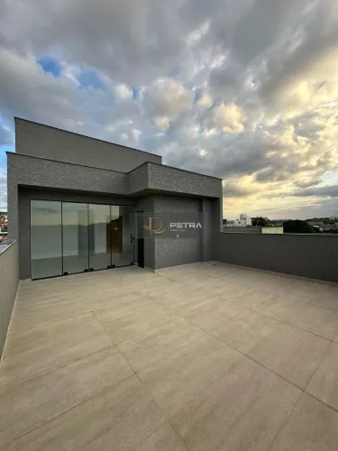Apartamento com Cobertura - Jardim Riacho das Pedras