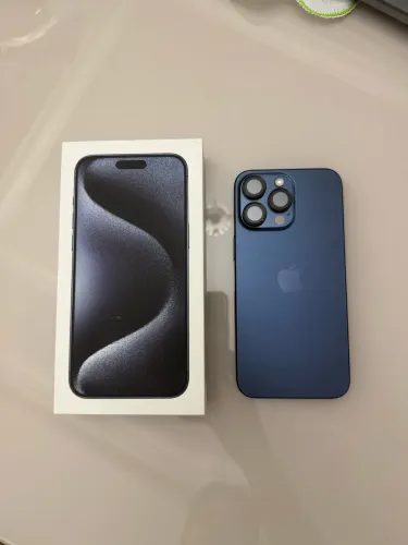 Vendo iPhone 15 pro Max 256gb
