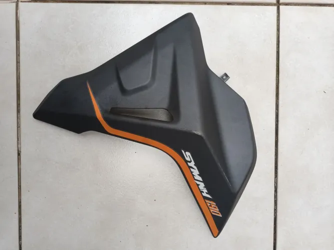 Carenagem Frontal Asa lado direito NH 190