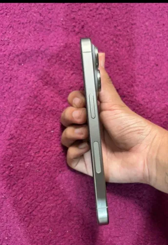 iPhone 15 pro 128gb
