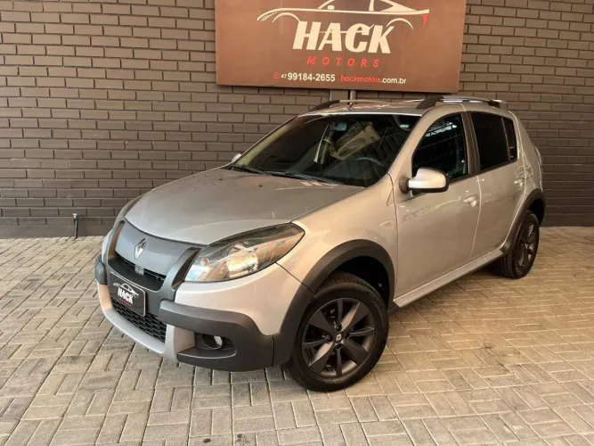 Renault Sandero Stepway Hi-flex 1.6 16V 5P Aut. 2013