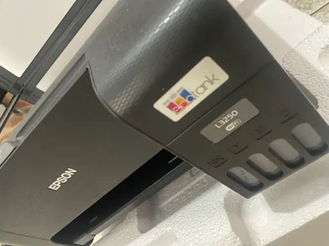 Impressora Multifuncional Epson EcoTank L3250 Wi-Fi (3 em 1)