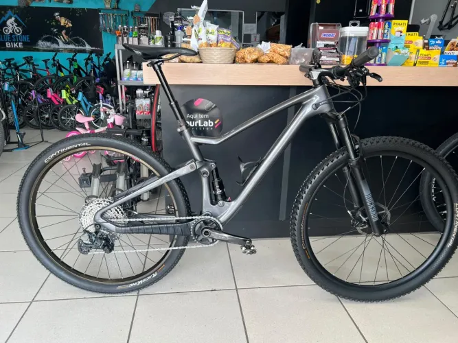 Bicicleta AMERICAN EAGLE FULL CARBON