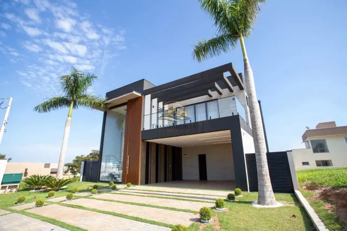 Casa de Condomínio com 4 quartos, Riviera de Santa Cristina XIII, Paranapanema - R$ 2.4 mi