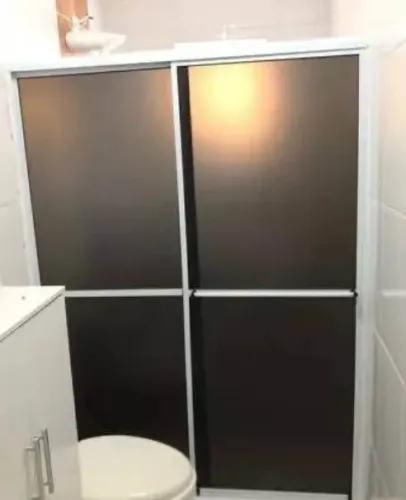 box de acrilico ou vidros