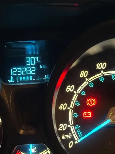 Ford Fiesta 1.5 16V Flex Mec. 5P 2014