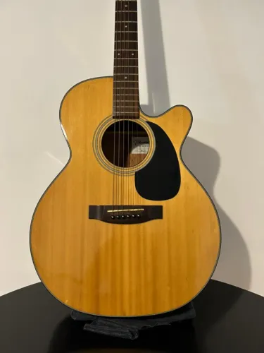 || IMPERDÍVEL || VIOLÃO TAKAMINE EG220c ||
