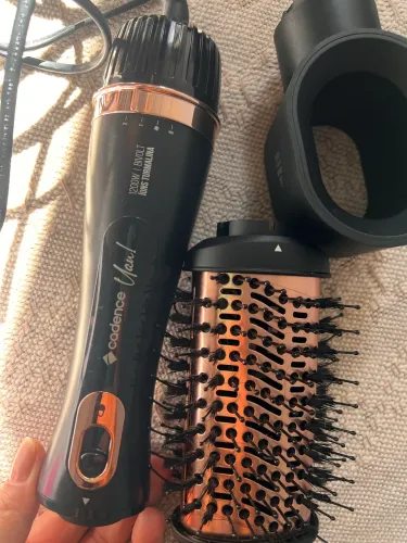 Escova secadora Cadence