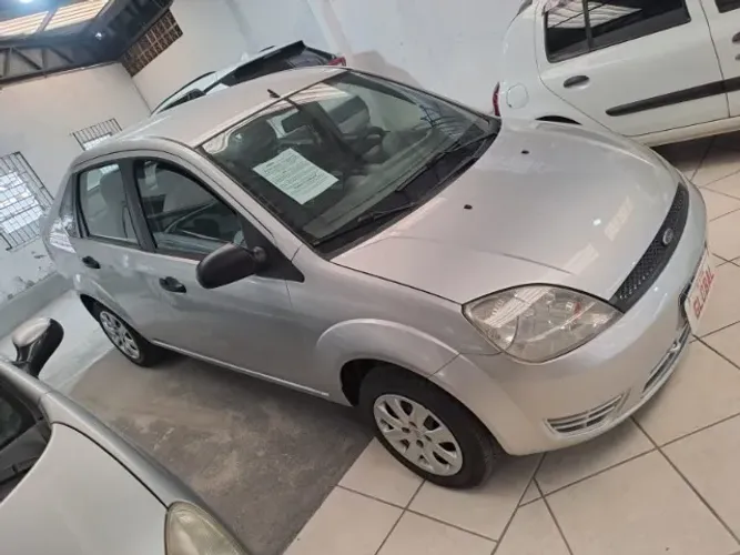 Ford Fiesta Sed. Personnalite 1.0 8V 4P 2005