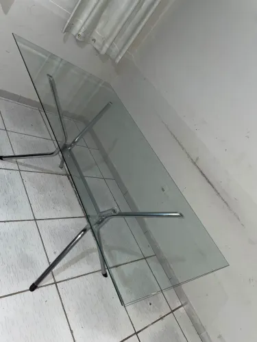 MESA DE VIDRO TEMPERADO