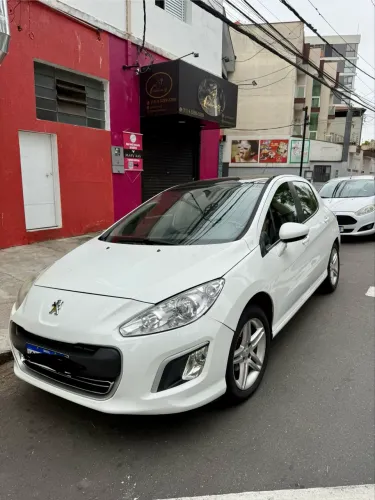 Peugeot 308 Allure 2.0 Flex 16V 5P Mec. 2013
