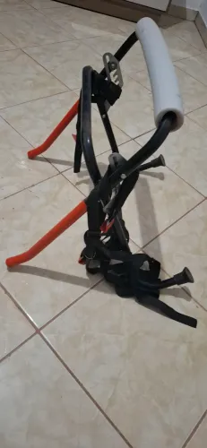 Suporte veicular para bicicleta.