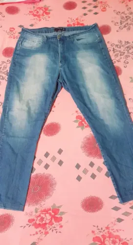 Calça jeans N°50 Masculina vendo ou troco 