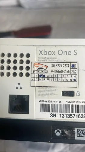 Xbox com defeito, sem cabo.