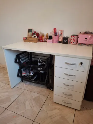 escrivaninha/mesa pra escritório