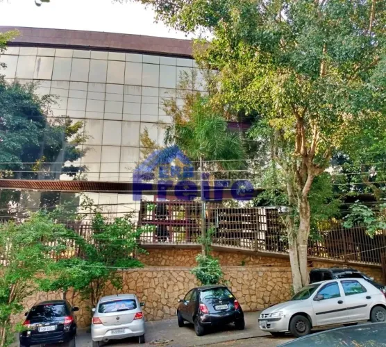 Área fabril: 1.200m²  Entrada p/ Caminhão GALPÃO PARA ALUGAR EM VILA CONCEIÇÃO - DIADEMA