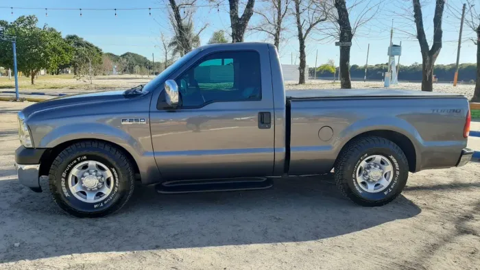 Ford F-250 XL 4.2 Turbo Diesel 2005
