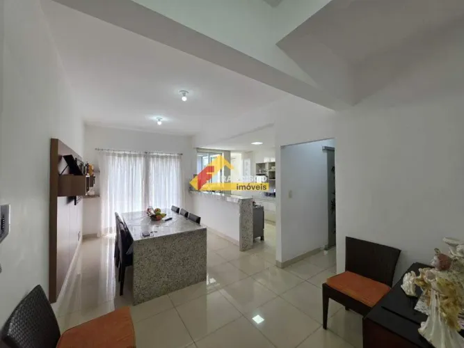 Apartamento à venda, 3 quartos, 1 suíte, 2 vagas, Afonso Pena - Divinópolis/MG