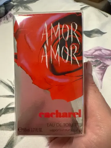 Perfume Amor Amor 50 mls - Cacharel