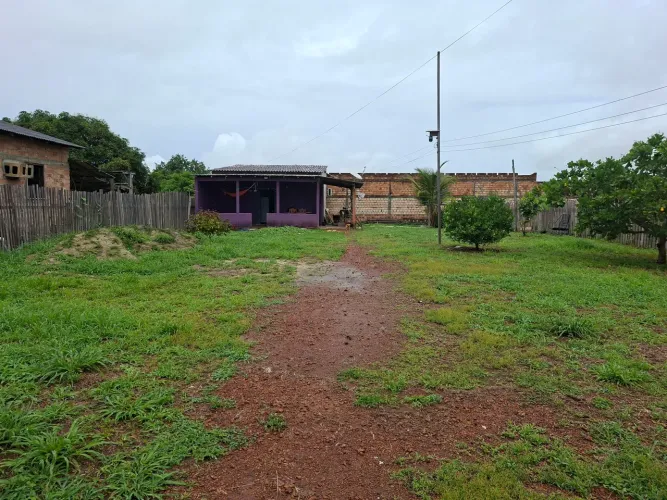 Em caracaraí