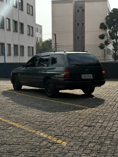 Ford Escort S.W GL 1.8i 16V 1998