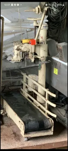 Máquina costura sacarias com esteira costuradeira de cabeçote 