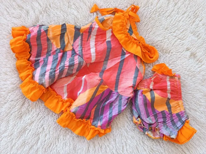 Vestido Infantil Geométrico Laranja com Calcinha - Veste 2 Anos