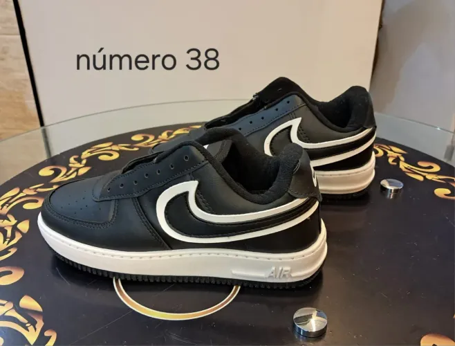 Tênis modelos diversos QUEIMA DE ESTOQUE!!!