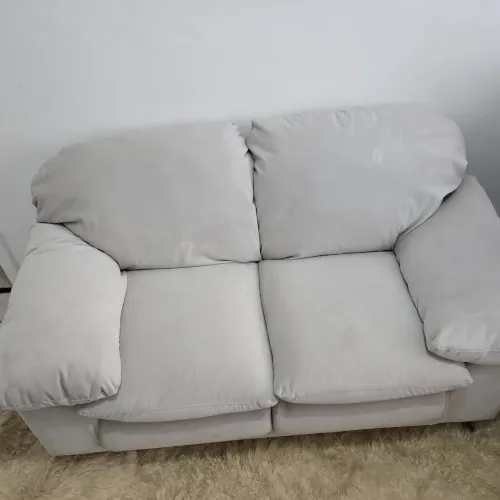 Sofa 2 lugares quase novo
